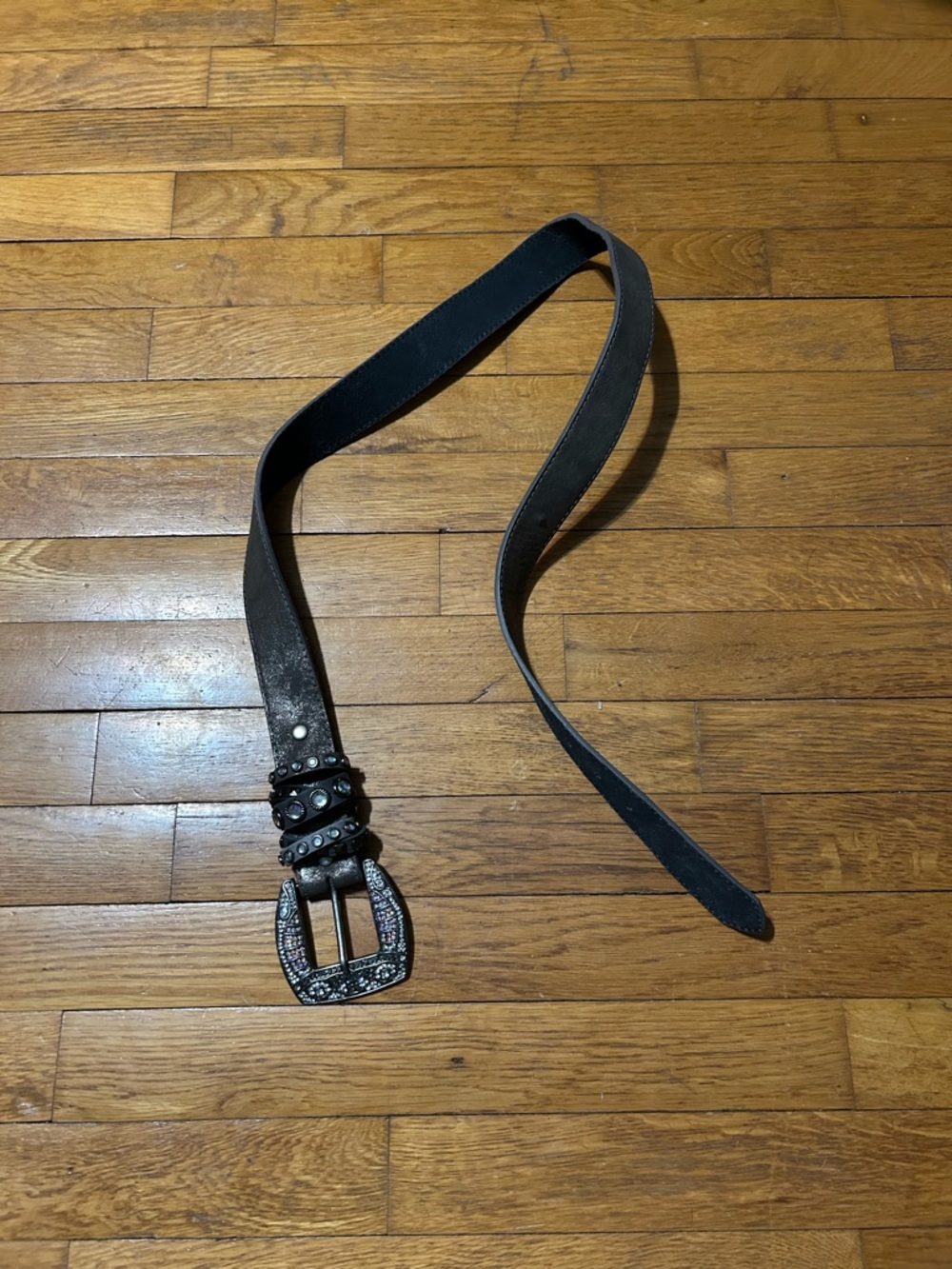 Black Studded Leather Men’s Belt with Embellished Buckle